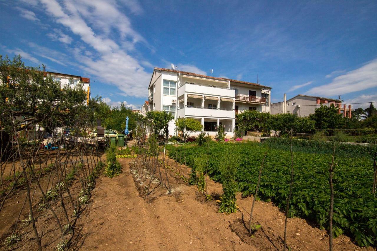 Apartments Grgo Vodice Bagian luar foto