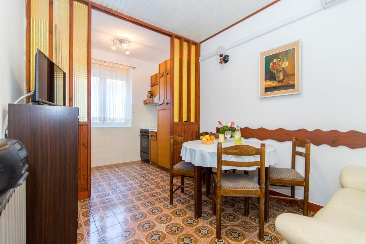 Apartments Grgo Vodice Bagian luar foto